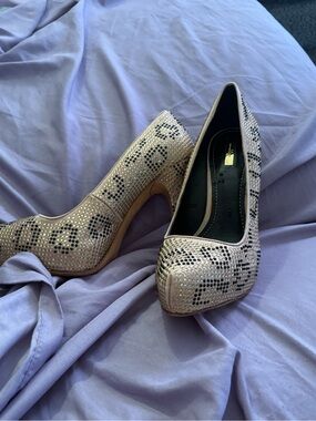 Embellished Blush High Heel Pumps with Rhinestone Detail